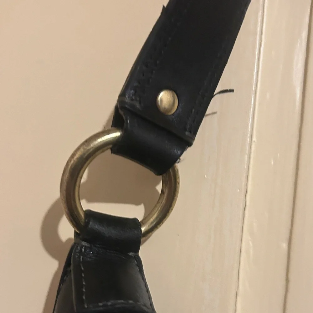 Coach Black Signature Hobo Bag - Picture 4 of 16